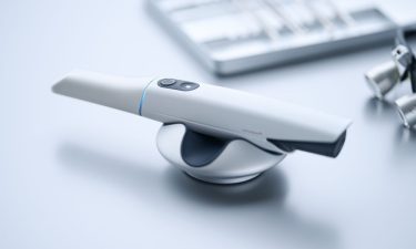 치과 본뜨기, 왜 이제 구강스캐너로 할까? 디지털 인상의 장점 | 김성종 원장 썸네일 이미지